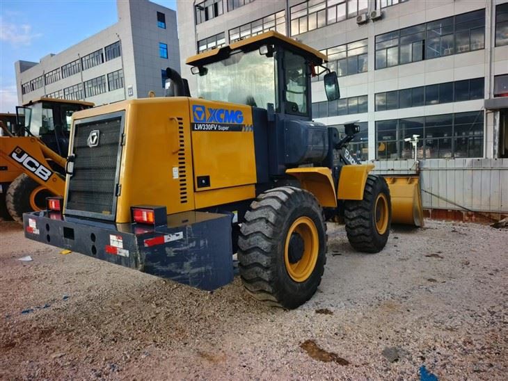 59893a478e32fa73a8fc60a223fee88